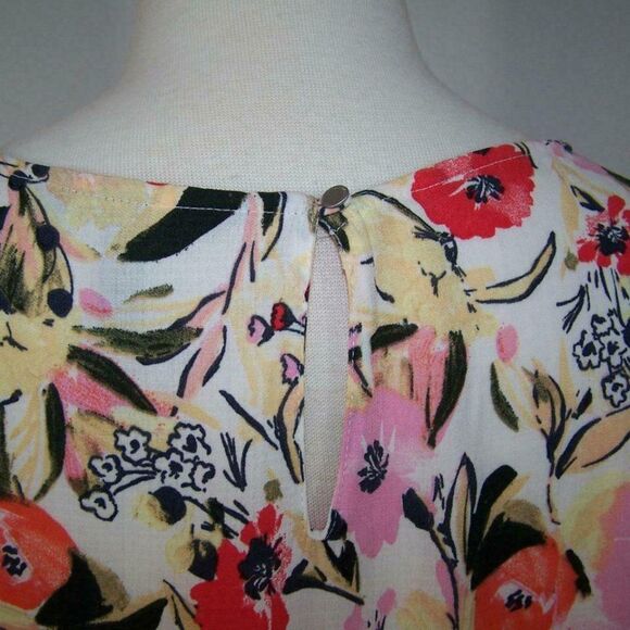 Ellen Tracy Shirt Large Floral Short Flutter Sleeves Keyhole Womens Blouse Top - Picture 7 of 9